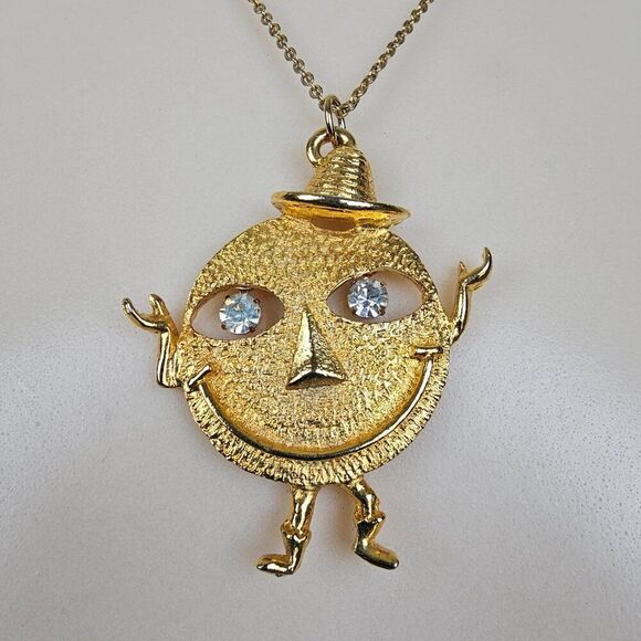 Vintage Smiley Face Rhinestone Pendant Necklace Dangle Eyes Cowboy Hat Gold Tone - Picture 3 of 13